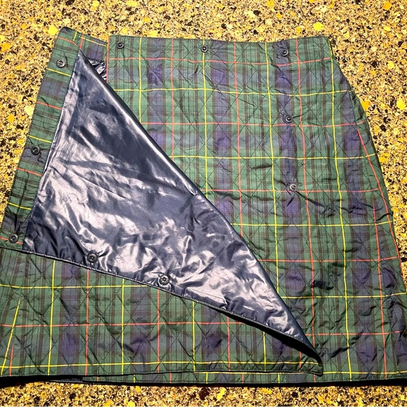 Uniqlo Plaid (lightly) Insulated Skirt - Picture 8 of 8